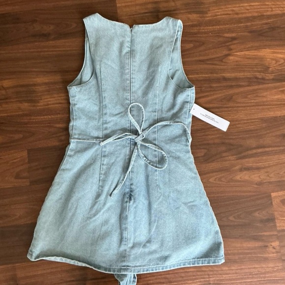 Ainsleigh princess Polly denim romper - Picture 2 of 4